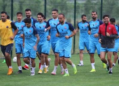 شروع تمرینات نساجی در اردوی استانبول